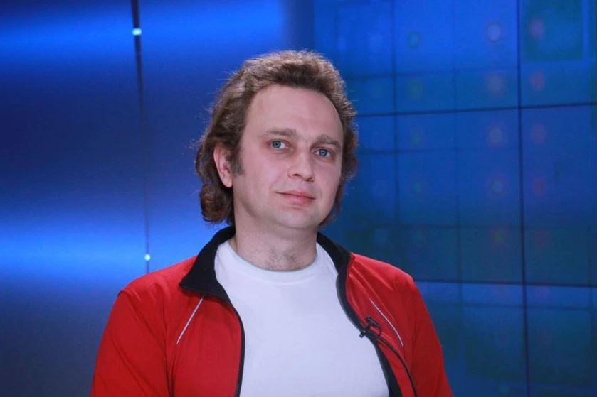 Поки що немає інформації, що новий штам COVID-19 «втече» від винайдених вакцин — імунолог