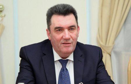 Данилов: Локдаун введут 100%, пока решают с датой