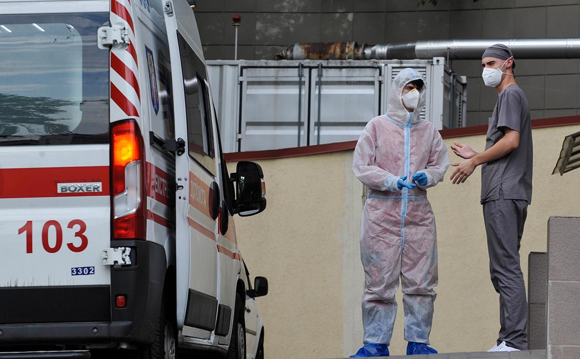 «Карантин выходного дня» и штрафы сработали, количество больных COVID-19 сократилось — правительство