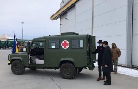 Латвія передала ЗСУ сім медичних автомобілів (ФОТО)