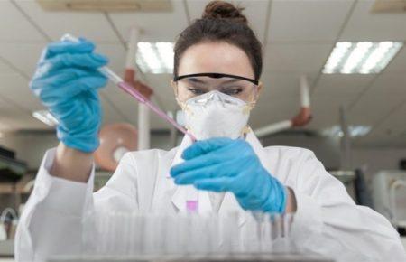 В Украине за сутки диагностировали почти 8 тысяч новых случаев коронавируса