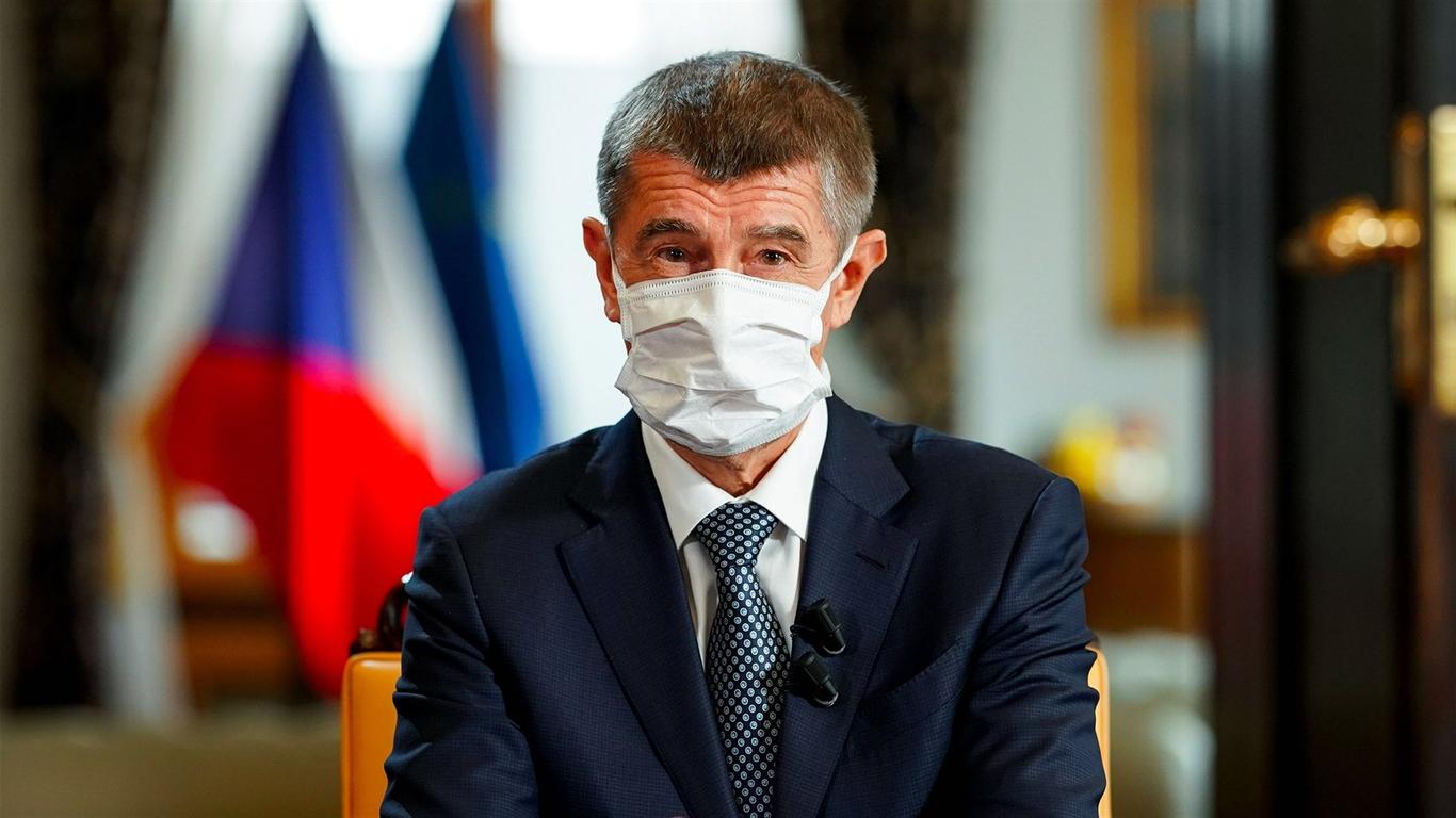 У Чехії з 15 січня  літні люди та медпрацівники зможуть записатися на вакцинацію проти коронавірусу