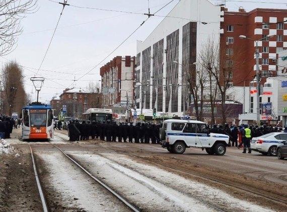 У Росії відновилися протести на підтримку Навального, затримали понад 260 людей (ВІДЕО)