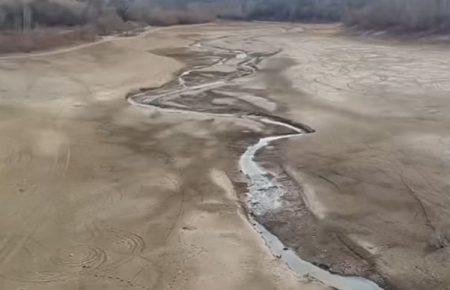 В оккупированном Крыму высохло водохранилище, которое обеспечивало людей пресной водой (видео)