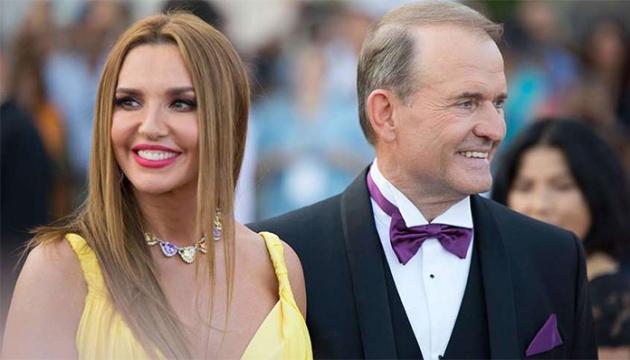 Дружину Медведчука, телеведучу Оксану Марченко внесли до бази «Миротворця»