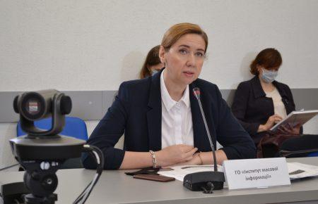 Із 200 справ щодо порушення прав журналістів до суду дійшли тільки 16 — Романюк