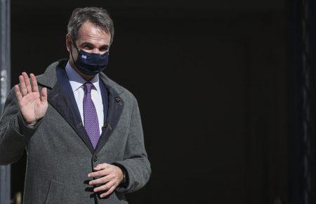 Прем'єру Греції Міцотакісу закидають порушення локдауну, запровадженого його урядом