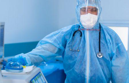 В Украине за сутки зафиксировали более 8 тысяч случаев COVID-19, умерли 146 человек — Степанов