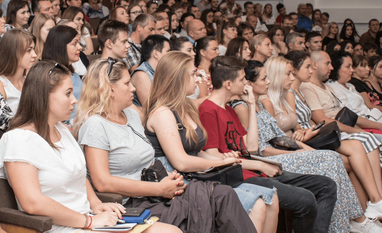 Парадокси гендерного дисбалансу в українській освіті й працевлаштуванні — дослідження УЦЄП
