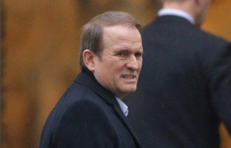 Нефтепродуктопроводы компании, которую связывают с Медведчуком, временно передадут Укртранснафте