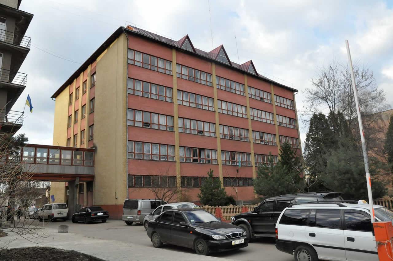 Кардіодиспансер Івано-Франківська не може відкрити ще один поверх для хворих на COVID-19