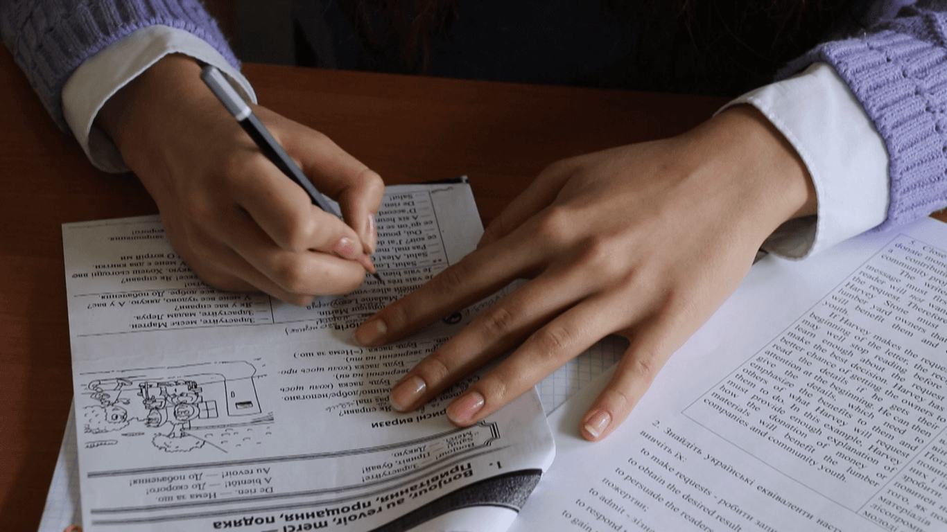 Із 1 квітня у 9 вишах стартують безкоштовні курси для абітурієнтів з окупованих територій Луганщини та Донеччини