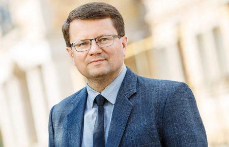 Після щеплення відчували піднесення, почуваємось добре — голова Закарпатської ОДА