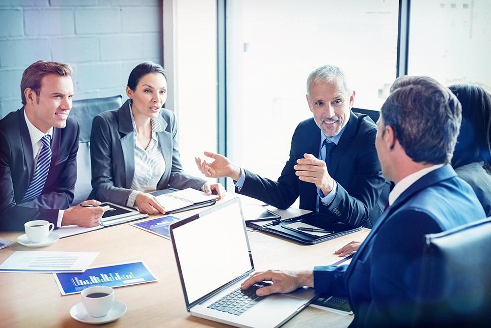 Найбільше цінують гроші та налаштовані заробляти люди віком 30-50 років — бізнес-блогерка