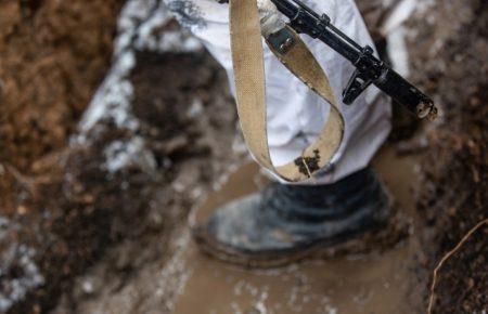 На Донбасі один військовий зазнав бойового травмування, бойовики 9 разів порушили «режим тиші»