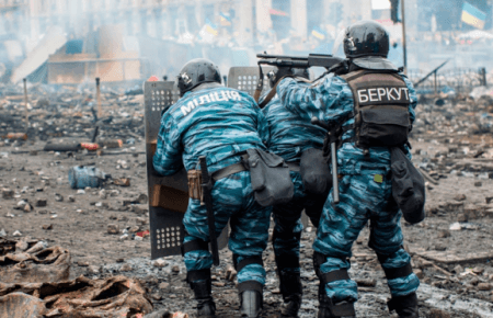 Справи Майдану: Суд дозволив заочне досудове розслідування щодо двох колишніх «беркутівців»
