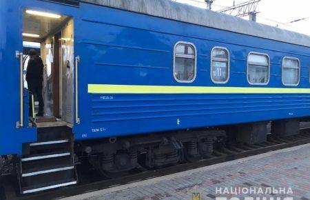 Стрілянина у потязі на Харківщині: двоє військових погрожували поліції, їх затримував КОРД
