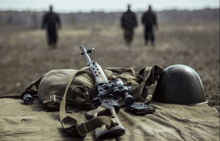 На фронті загинув один український військовий, ще один — дістав поранення