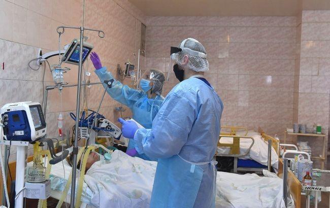 В Україні зменшилася кількість підтверджених випадків COVID-19 за добу: з понад 20 тисяч до майже 14