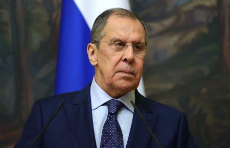 Росія висилає американських дипломатів і погрожує санкціями для бізнесу