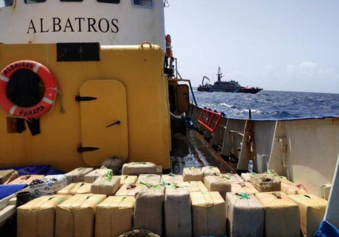 В Іспанії затримали трьох українських моряків через перевезення 18 тонн наркотиків