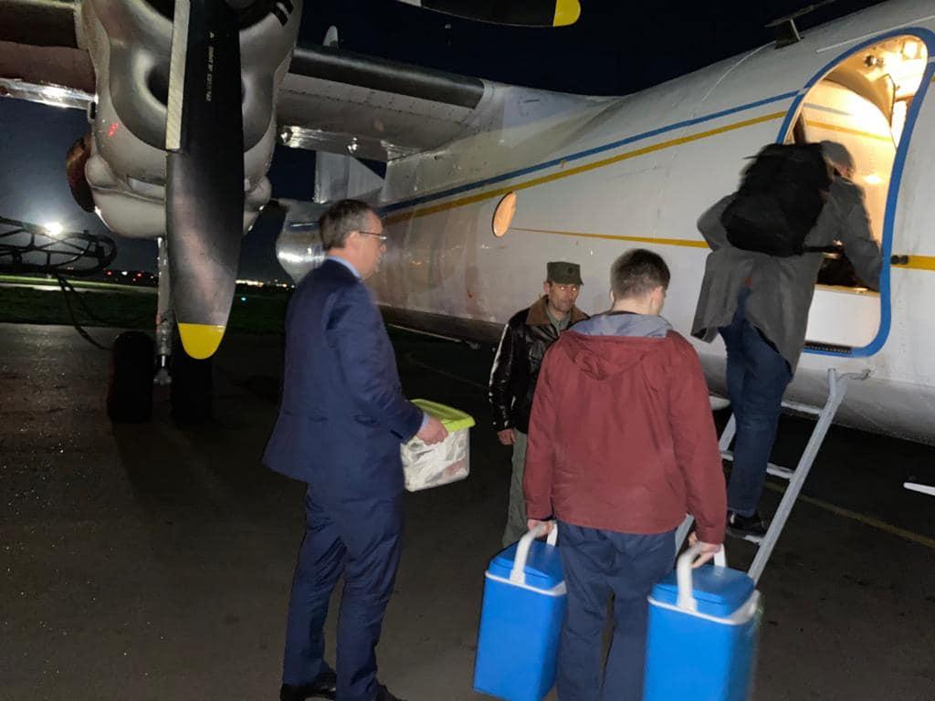 «Нирку доставляли літаком, бо інакше не встигли б» — Заславець про пересадку нирки від посмертного донора в «Охматдиті»