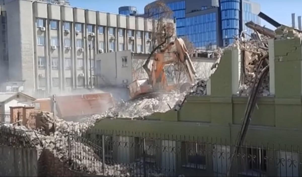 Мінкульт і ДАБІ відмовили в погодженні проєкту будівництва готелю на місці «будинку Уткіна» — Фоменко