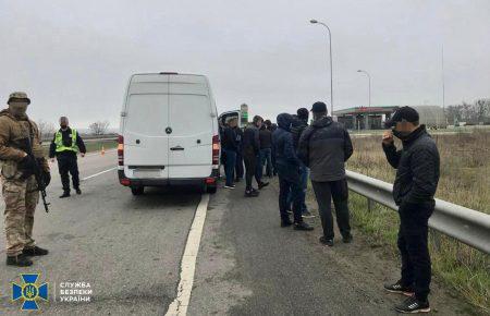На Харківщині затримали автобуси з «тітушками» — СБУ