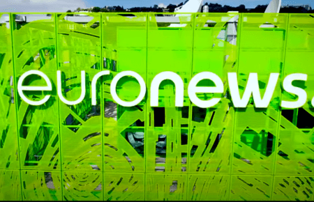 «Нас не попередили про таке рішення» — Euronews прокоментував припинення мовлення у Білорусі