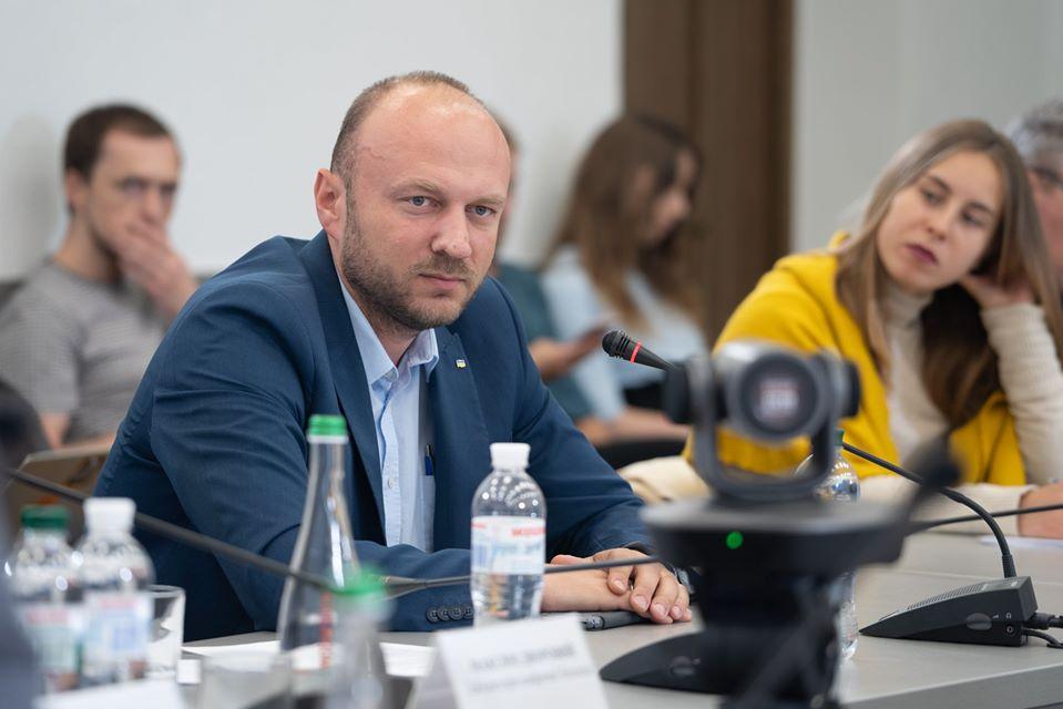 В Україні саморегулювання медійників відбувається лише за умови якоїсь загрози — медіаексперт