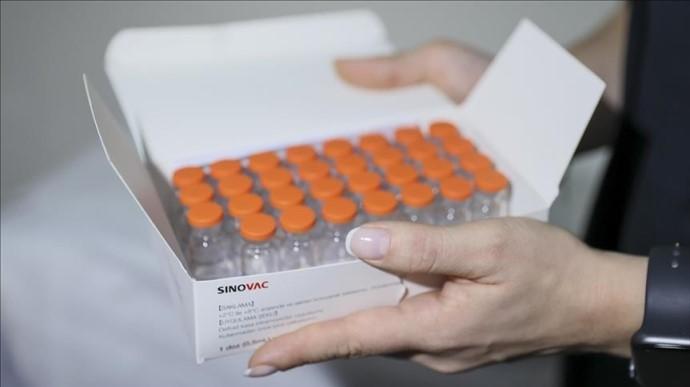 Україна має отримати від «Лекхім» 1,9 млн доз вакцин, поки що надійшло 200 тисяч — консультант з питань вірусології StateWatch