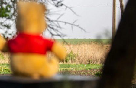 5-річна дитина загинула на Донбасі не внаслідок бойових дій, але осколкові поранення були — Арестович