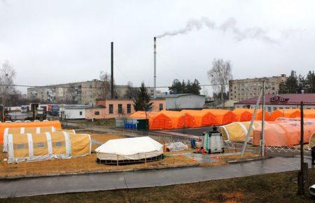 Мобільний госпіталь для пацієнтів із COVID-19 переїхав із Франківської до Хмельницької області