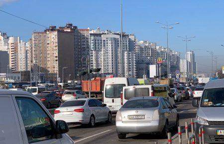 Різниця із минулою весною — у відсутності довіри до влади — аналітик про затори в Києві
