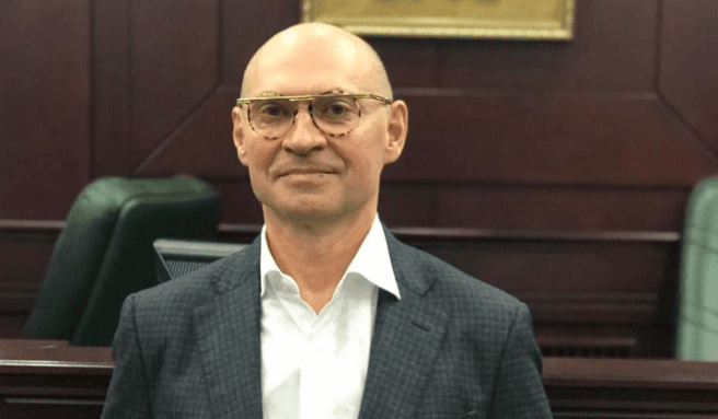 Голову Київської облради Склярова зняли з посади