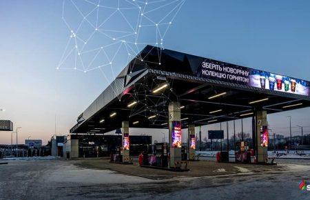 Три мережі АЗС тимчасово відмовилися від продажу «преміальних» марок бензину та дизеля