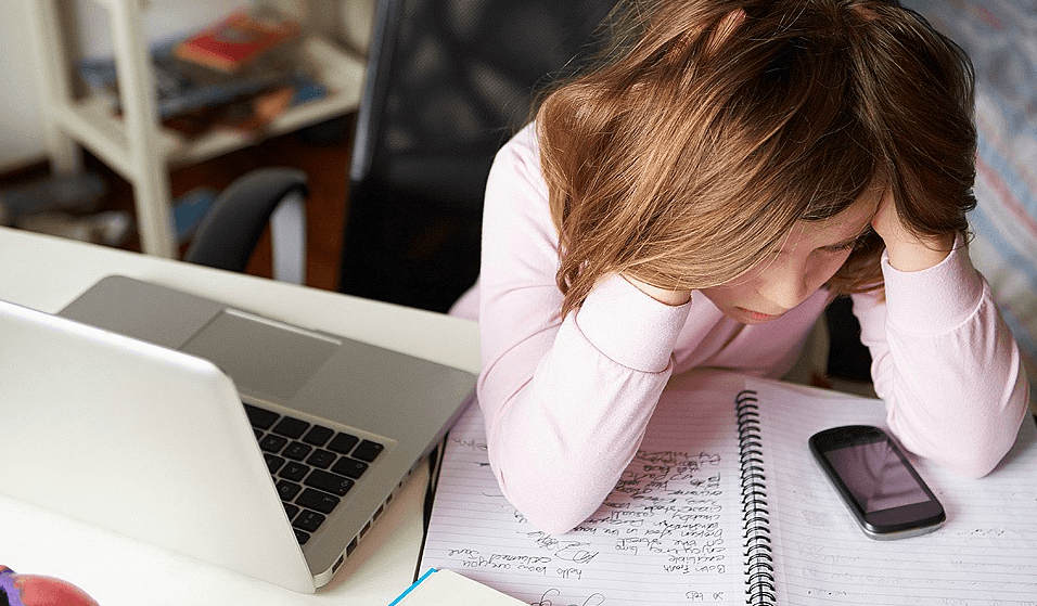 Кожен третій підліток в Україні ставав жертвою онлайн-булінгу — UNICEF