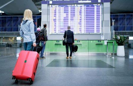 ЄС відкриває кордони для вакцинованих туристів