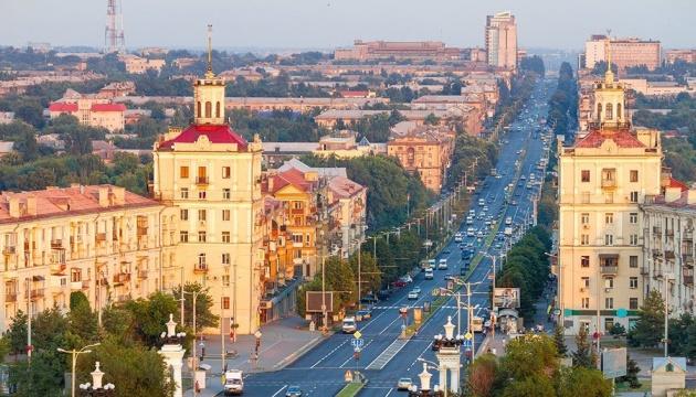 Запорізька та Полтавська області виходять з «червоної» зони карантину