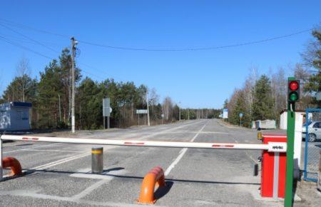 «Наповнення бюджету, а не боротьба із коронавірусом» — адвокатка про платний виїзд із Білорусі