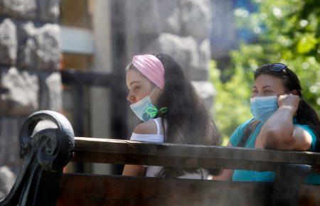 В Україні за добу — 6 796 нових випадків COVID-19