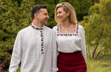 Вышиванка или косоворотка: во что были одеты Зеленские — объяснение эксперта