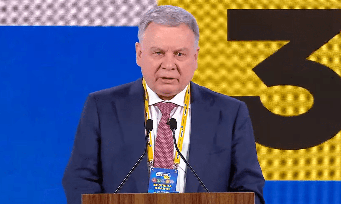 РФ дуже повільно відводить війська від кордону з Україною — Таран