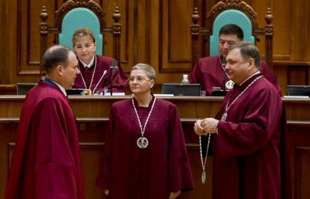 Простіше сформувати новий клас суддів, ніж перевиховувати старих — політолог