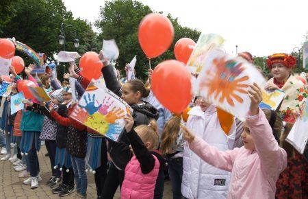 У Харкові поліцейські влаштували для дітей низку майстер-класів про безпеку