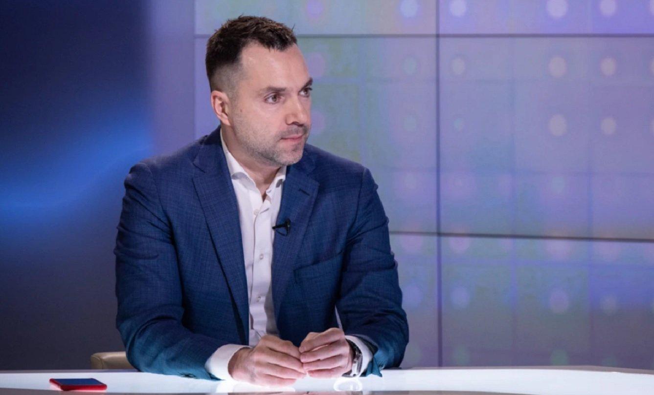 РФ отказалась обменять четырех тяжелобольных украинцев — Арестович