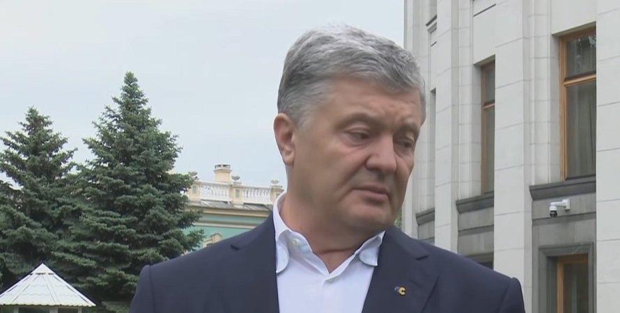 «Справа Козака-Медведчука»: Порошенко прийшов на допит до СБУ