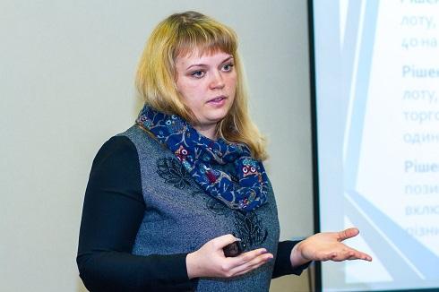 Прокурор після звільнення не може бути адвокатом у тих самих справах, така ж аналогія з призначенням Вітренка — юристка