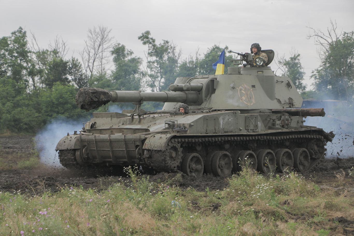 Доба на Донбасі: один військовий загинув, ще один — дістав поранення