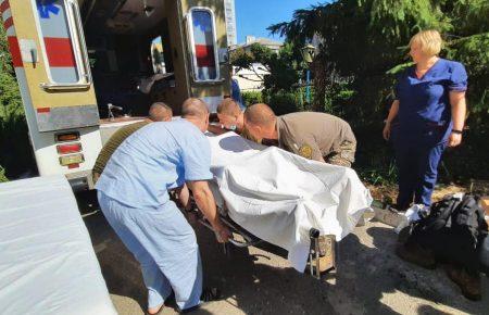 До Харкова гелікоптером евакуювали двох поранених у зоні ООС військовослужбовиць